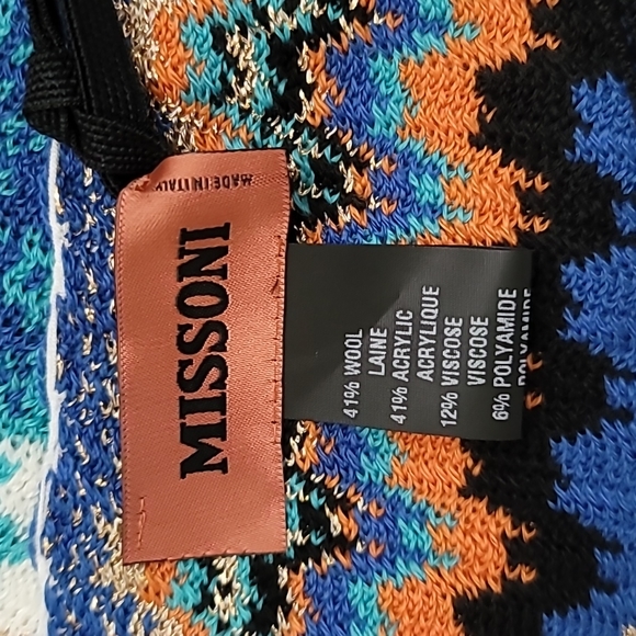 Missoni Fringe Metallic Crochet Knit Scarf - Picture 8 of 14